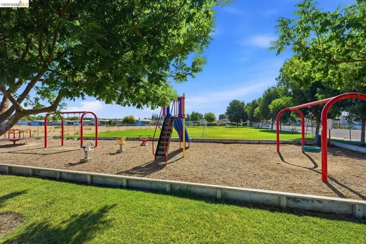8200 Jantzen Rd, Modesto, California 95357