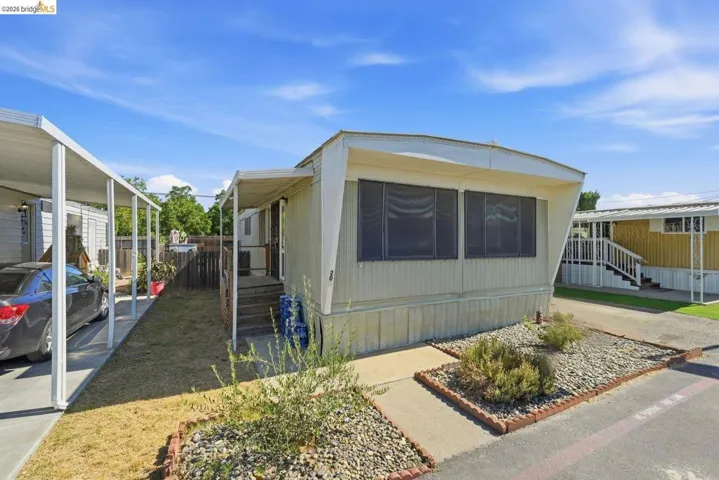 8200 Jantzen Rd, Modesto, California 95357