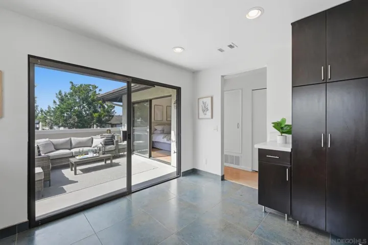 867 Hollyhock Ct, Carlsbad, California 92011
