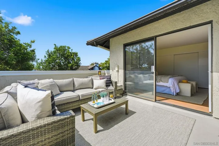 867 Hollyhock Ct, Carlsbad, California 92011