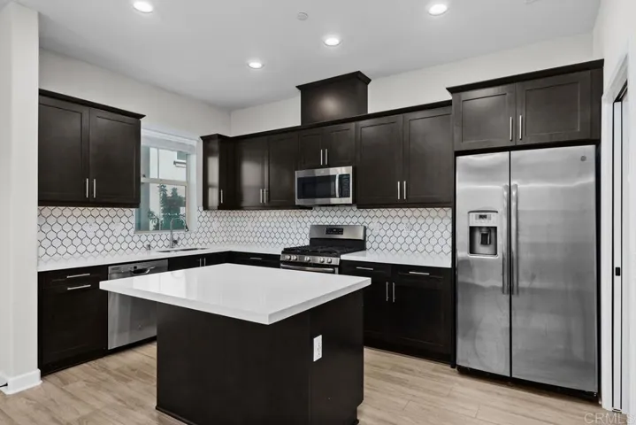 1137 Delpy View Point, Vista, California 92084