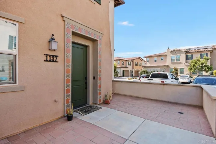 1137 Delpy View Point, Vista, California 92084