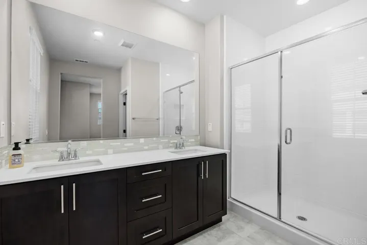 1137 Delpy View Point, Vista, California 92084