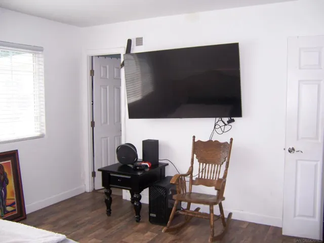 7428 Forton Way, San Diego, California 92111