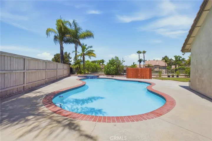 31914 Calle Tiara S, Temecula, California 92592
