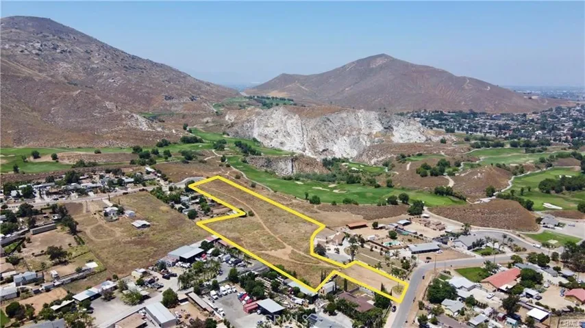 3450 Scenic Drive, Riverside, California 92509