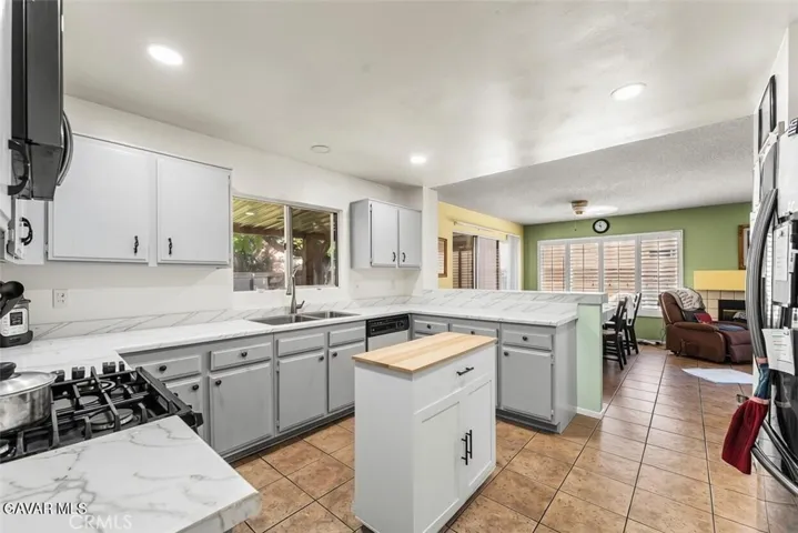43329 Denmore, Lancaster, California 93535