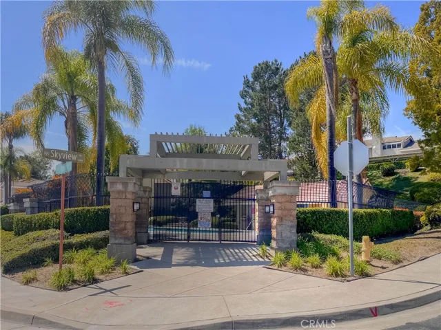 16140 Ridgeview, La Mirada, California 90638