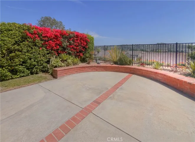 16140 Ridgeview, La Mirada, California 90638