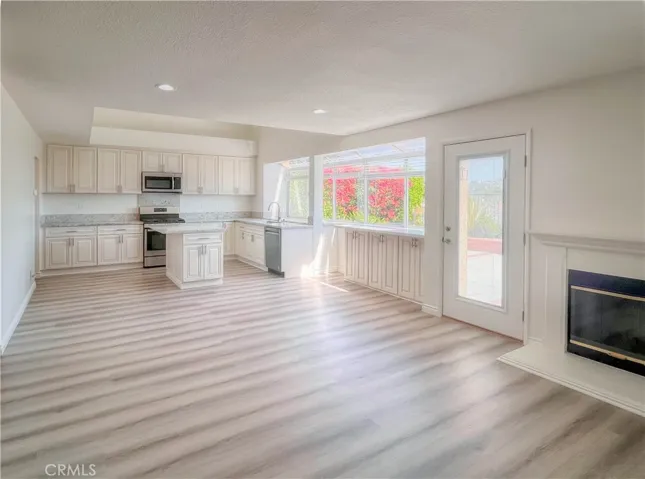 16140 Ridgeview, La Mirada, California 90638