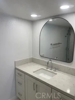 27535 Nivelada, Mission Viejo, California 92692