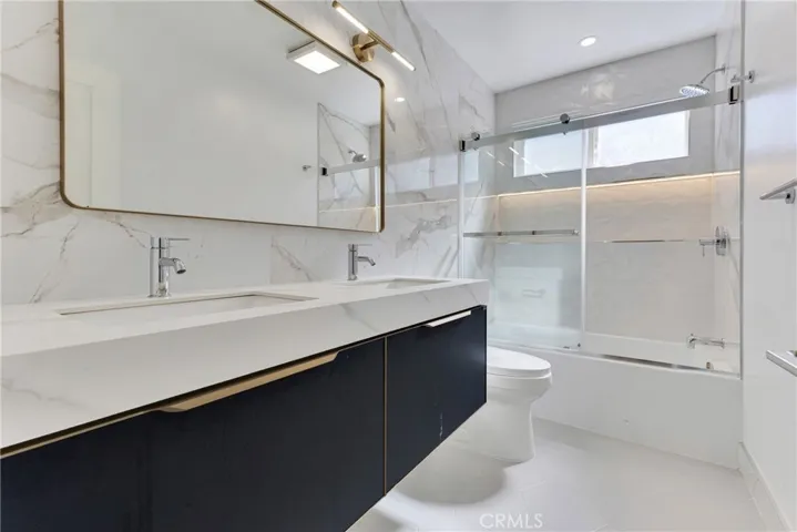 7841 W 83rd, Playa Del Rey, California 90293