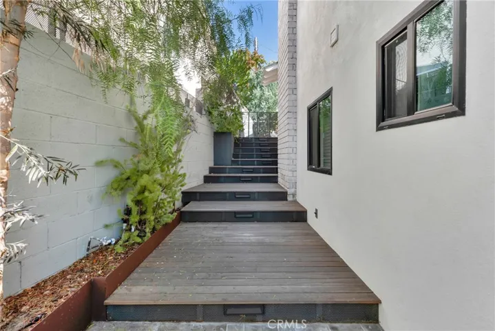 7841 W 83rd, Playa Del Rey, California 90293