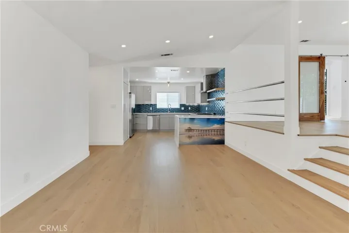 7841 W 83rd, Playa Del Rey, California 90293