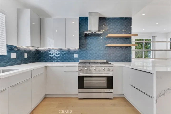 7841 W 83rd, Playa Del Rey, California 90293
