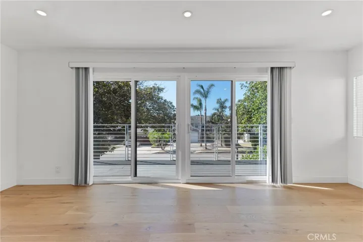 7841 W 83rd, Playa Del Rey, California 90293