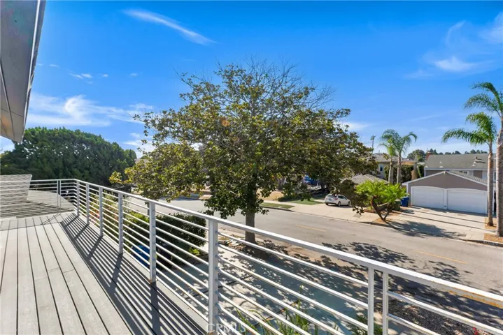 7841 W 83rd, Playa Del Rey, California 90293