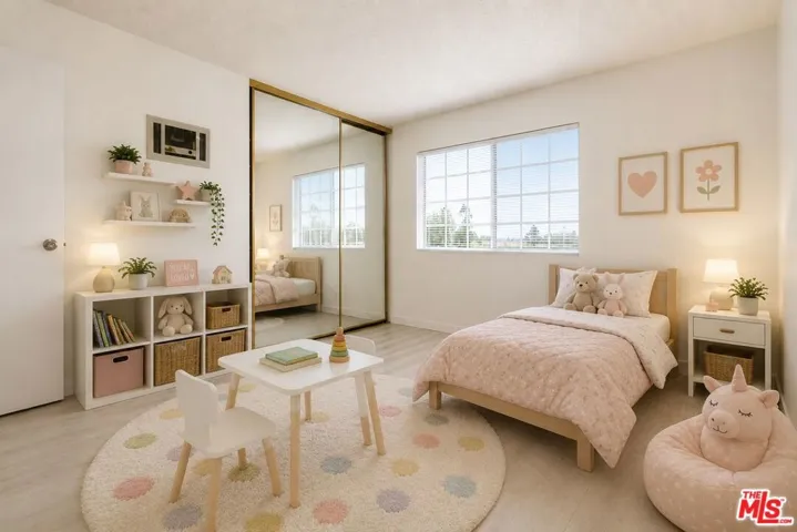 20930 Parthenia Street 207, Los Angeles, California 91304