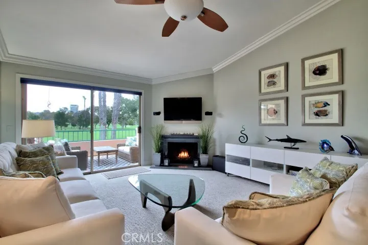 350 Villa Point, Newport Beach, California 92660