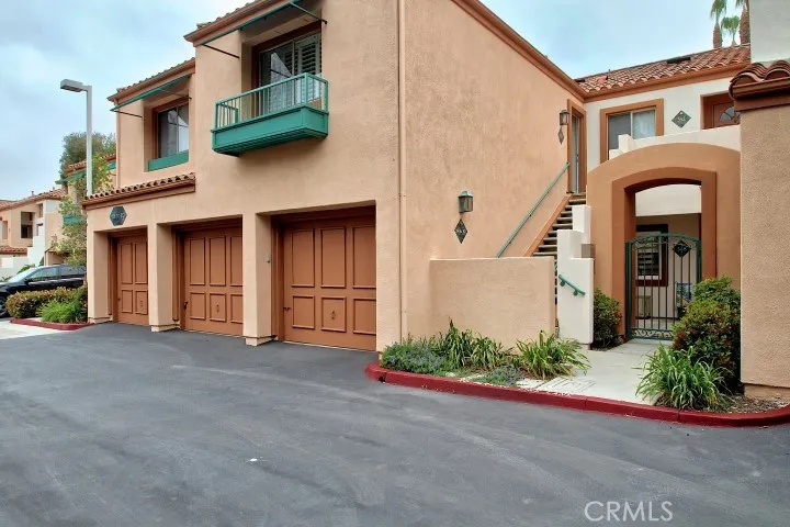350 Villa Point, Newport Beach, California 92660