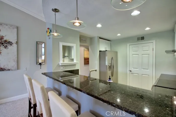 350 Villa Point, Newport Beach, California 92660