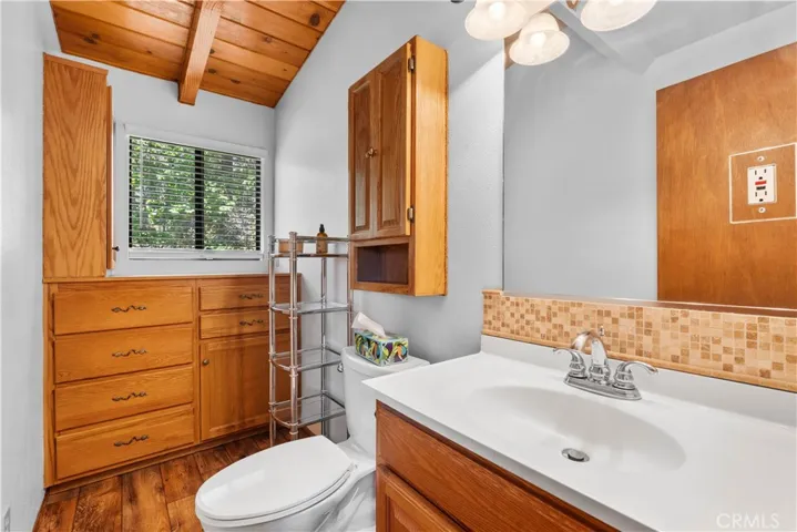 1869 Twin Lakes, Wrightwood, California 92397
