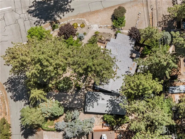 1869 Twin Lakes, Wrightwood, California 92397