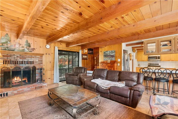 1869 Twin Lakes, Wrightwood, California 92397
