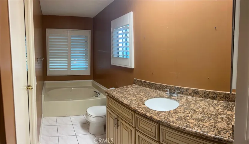 10200 Bolsa Ave 100, Westminster, California 92683