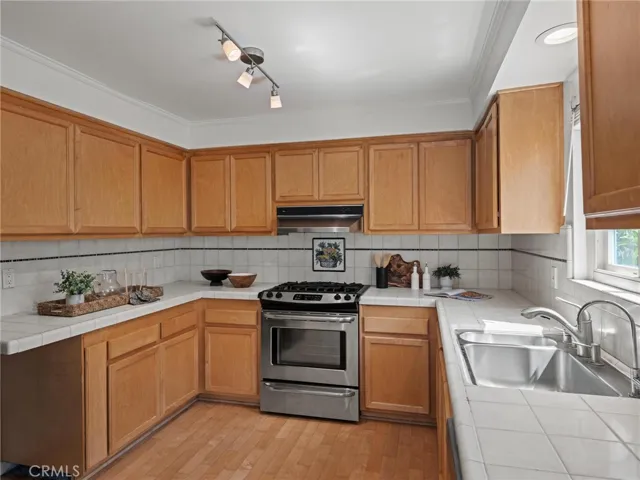 11260 Overland Avenue 19a, Culver City, California 90230