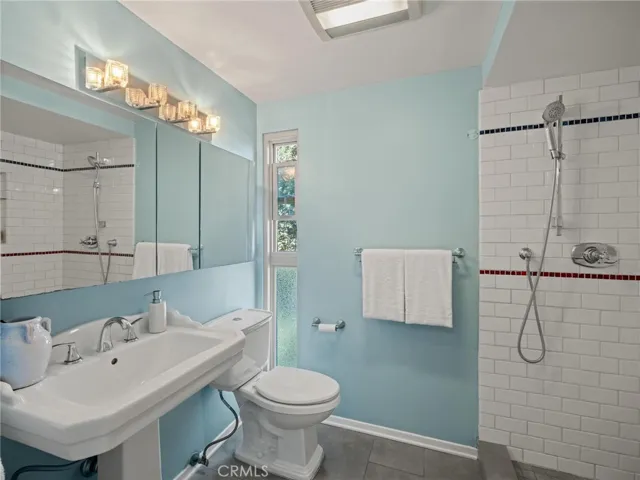 11260 Overland Avenue 19a, Culver City, California 90230