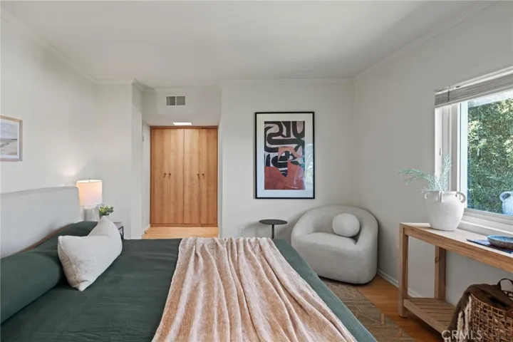 11260 Overland Avenue 19a, Culver City, California 90230