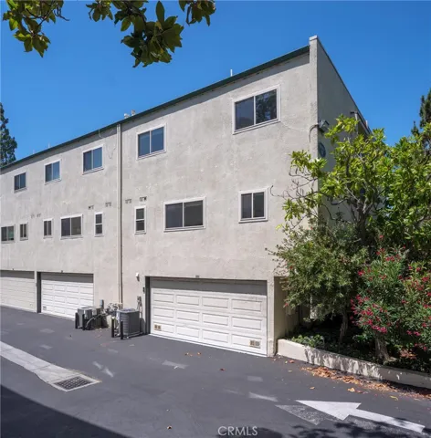 11260 Overland Avenue 19a, Culver City, California 90230