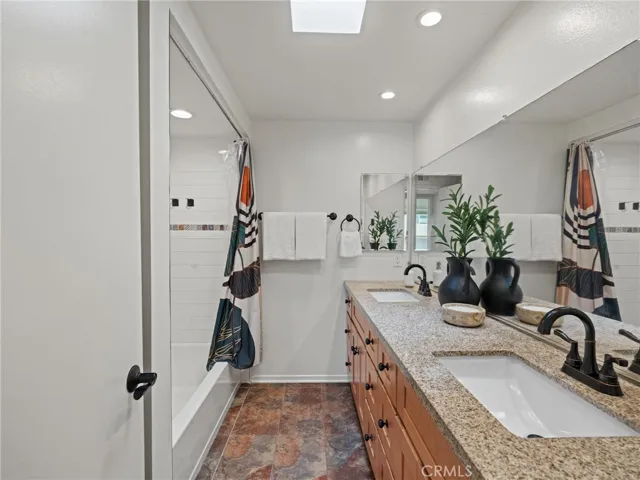 11260 Overland Avenue 19a, Culver City, California 90230