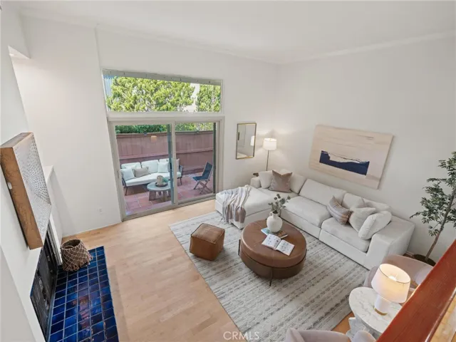 11260 Overland Avenue 19a, Culver City, California 90230