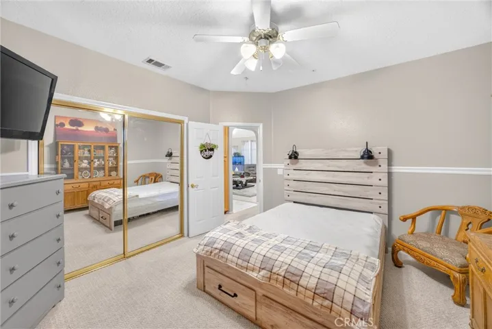 10505 Canyon, Oak Hills, California 92344