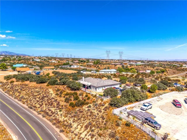 10505 Canyon, Oak Hills, California 92344