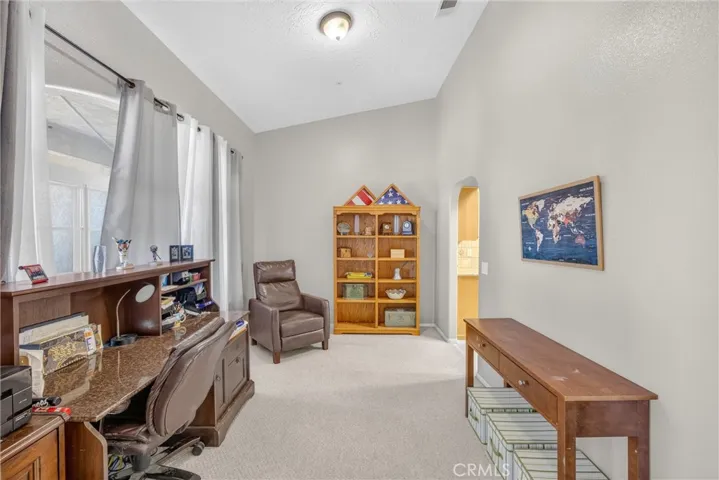 10505 Canyon, Oak Hills, California 92344