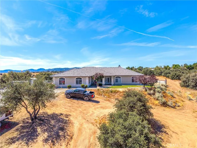 10505 Canyon, Oak Hills, California 92344
