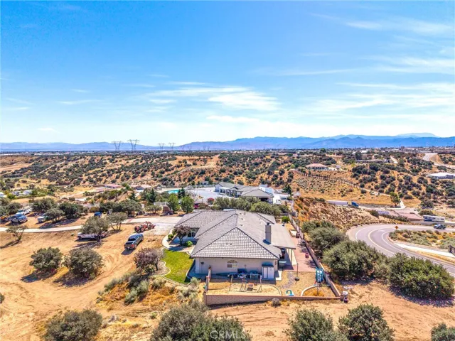 10505 Canyon, Oak Hills, California 92344