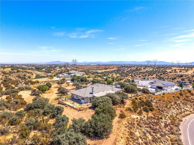 10505 Canyon, Oak Hills, California 92344