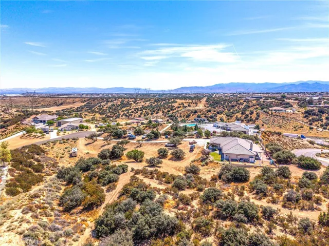 10505 Canyon, Oak Hills, California 92344