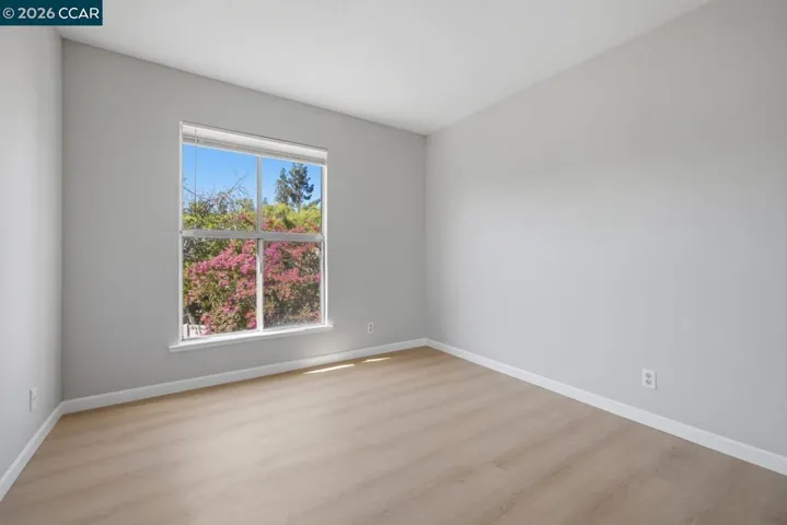 2037 Sierra Rd 5, Concord, California 94518