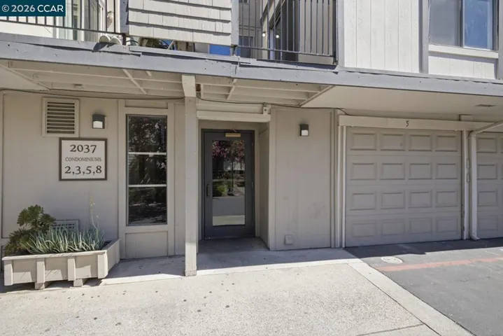 2037 Sierra Rd 5, Concord, California 94518