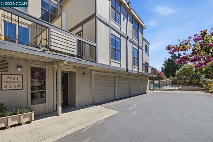 2037 Sierra Rd 5, Concord, California 94518