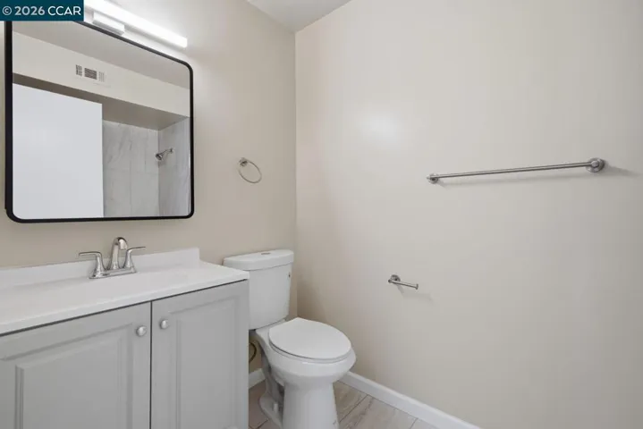 2037 Sierra Rd 5, Concord, California 94518