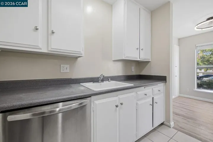 2037 Sierra Rd 5, Concord, California 94518