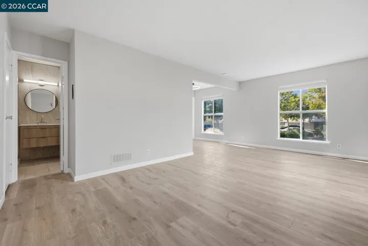 2037 Sierra Rd 5, Concord, California 94518