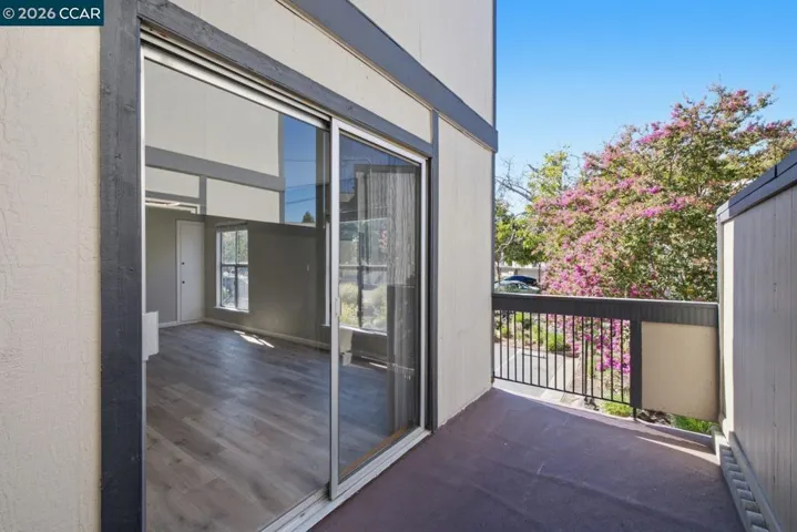 2037 Sierra Rd 5, Concord, California 94518
