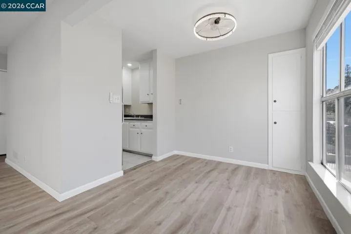 2037 Sierra Rd 5, Concord, California 94518